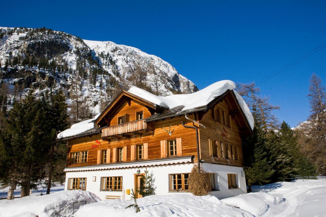 Gasthaus Spinas Bever Exterior photo